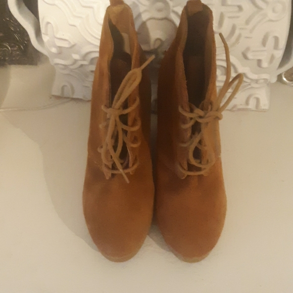 Steve Madden Danni Lace Up Wedges - Picture 2 of 4